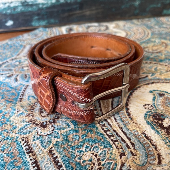 Genuine Leather, Alligator pieced & stitched belt 40” silvertone - Picture 8 of 13